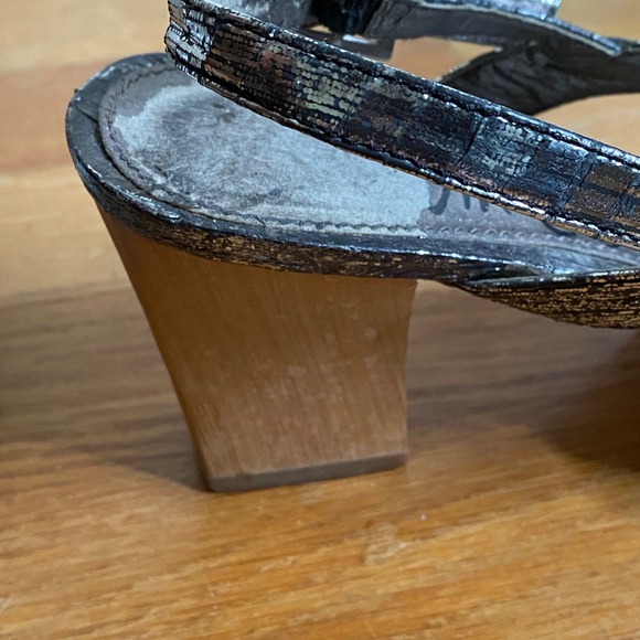 Sam Edelman Metallic Charcoal Sandals - Picture 4 of 7